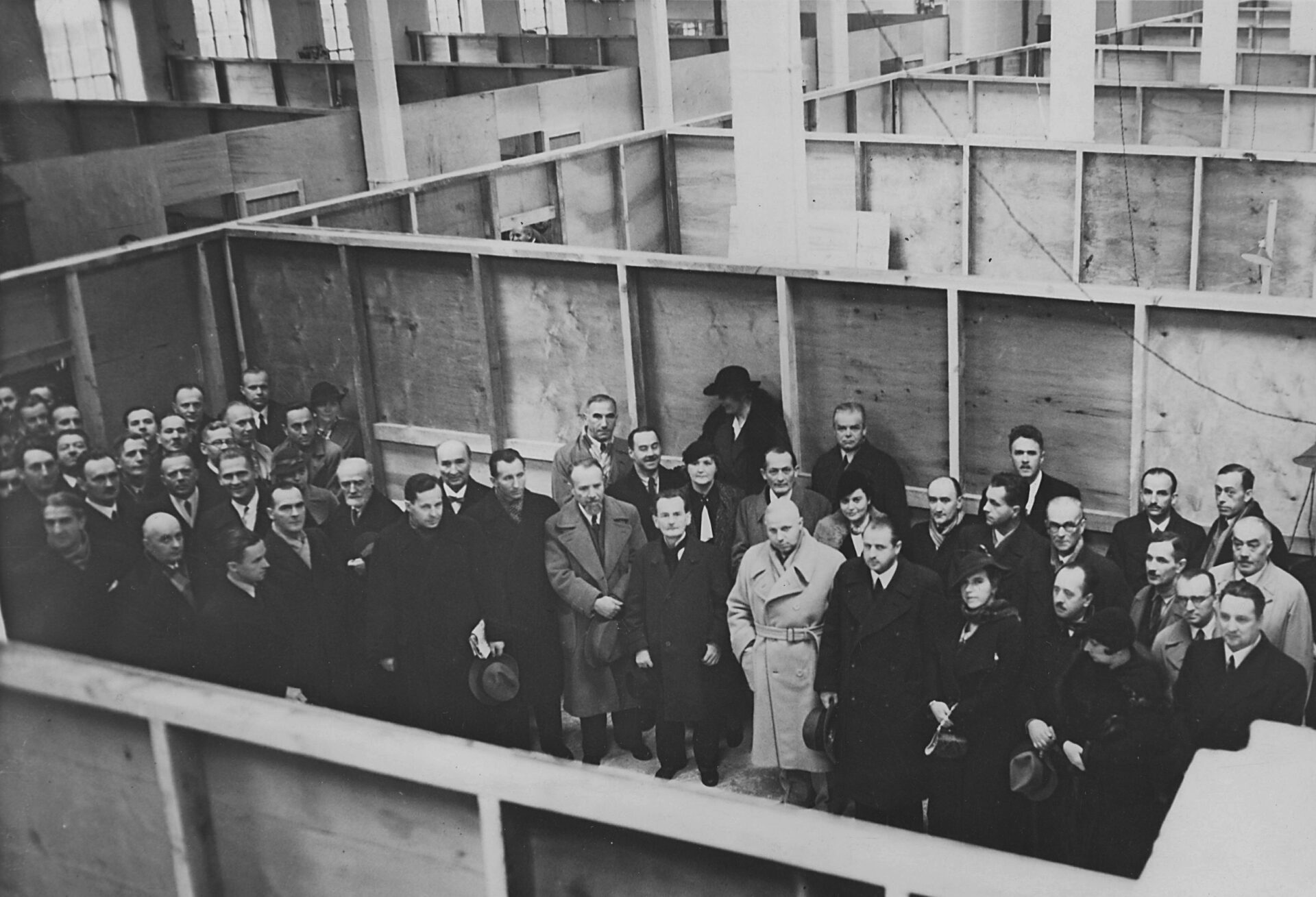 Prezydent schodzi z pomnika