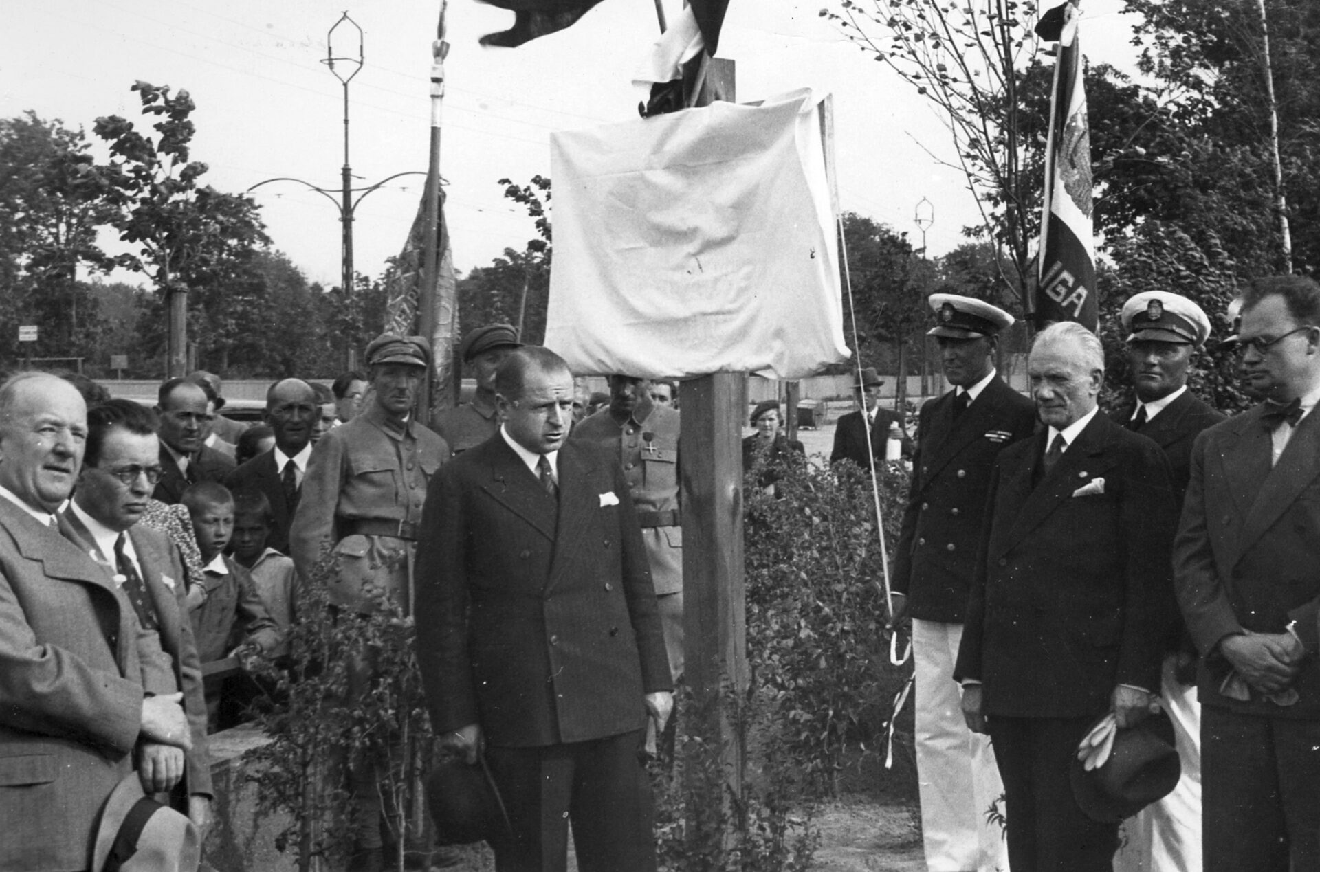 Prezydent stolicy Stefan Starzyński podczas uroczystego otwarcia Parku Dreszera. Warszawa, czerwiec 1938 r.
