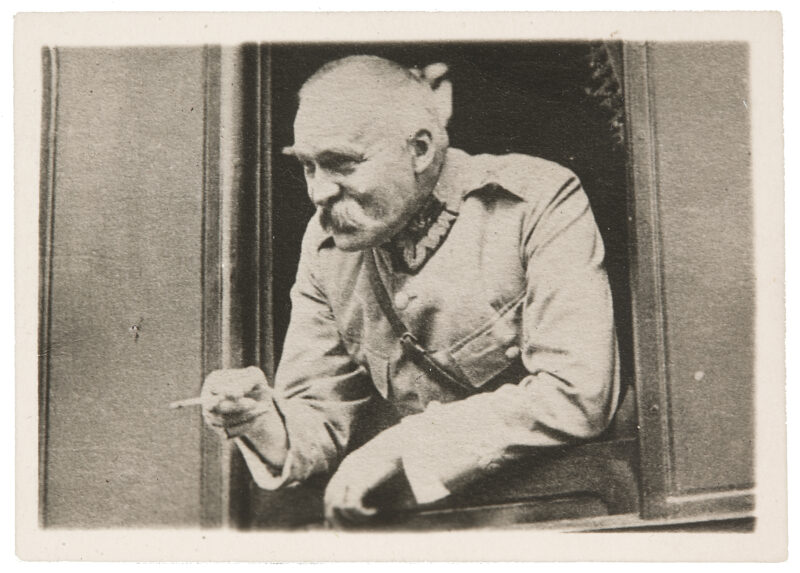 Ikona propagandy, mistrz autopromocji