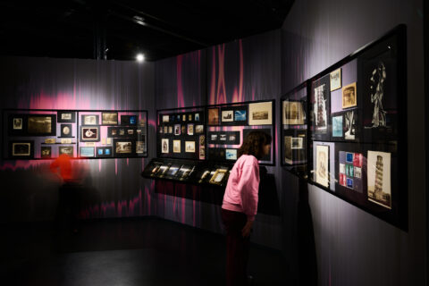 Wystawa „Monochrom. Wszystkie kolory tęczy“ w MuFo