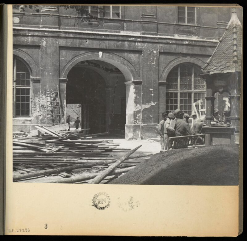 Zakład Narodowy im. Ossolińskich, biblioteka, prace remontowe, 1948 r. Fot. Biblioteka narodowa Polona
