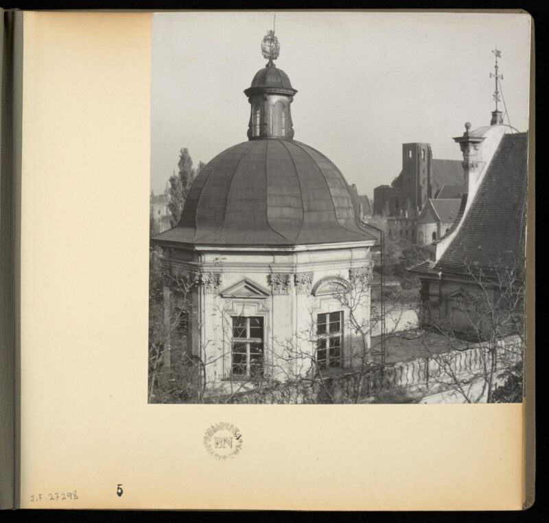 Zakład Narodowy im. Ossolińskich, biblioteka, kopuła po odbudowie, 1948 r. Fot. Biblioteka Narodowa Polona