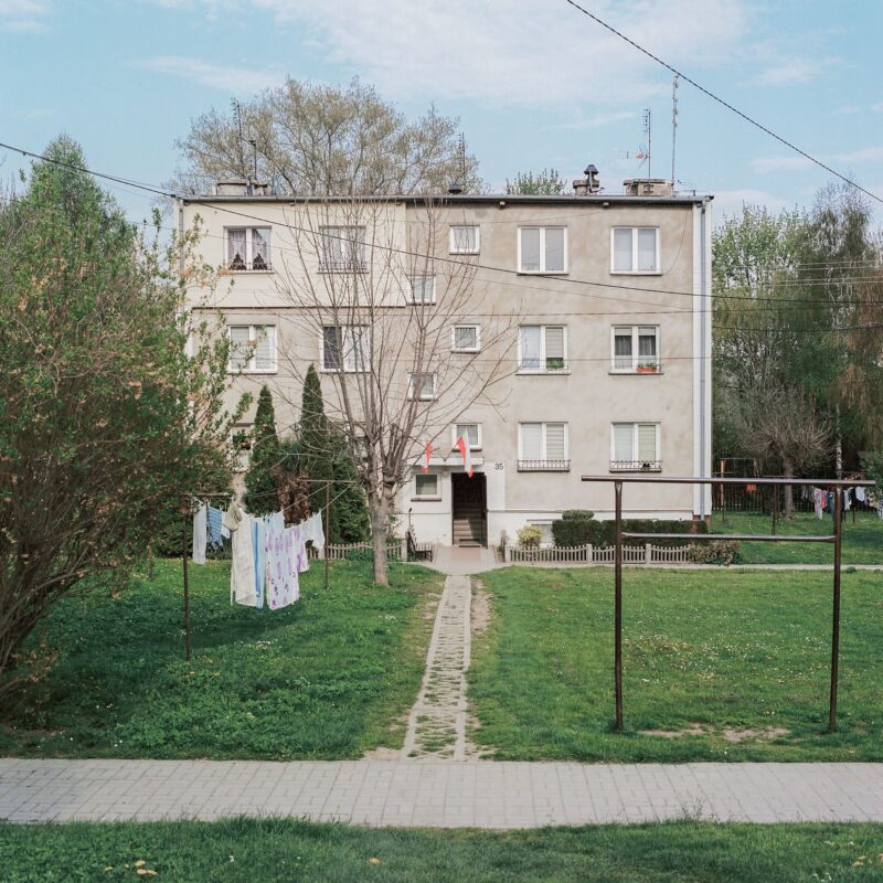 Skąd się biorą bloki w polu?