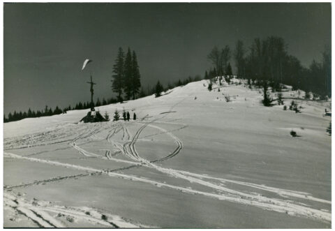 Krzyż Legjonów na Przełęczy Rogodzy, ok. 1937 r.