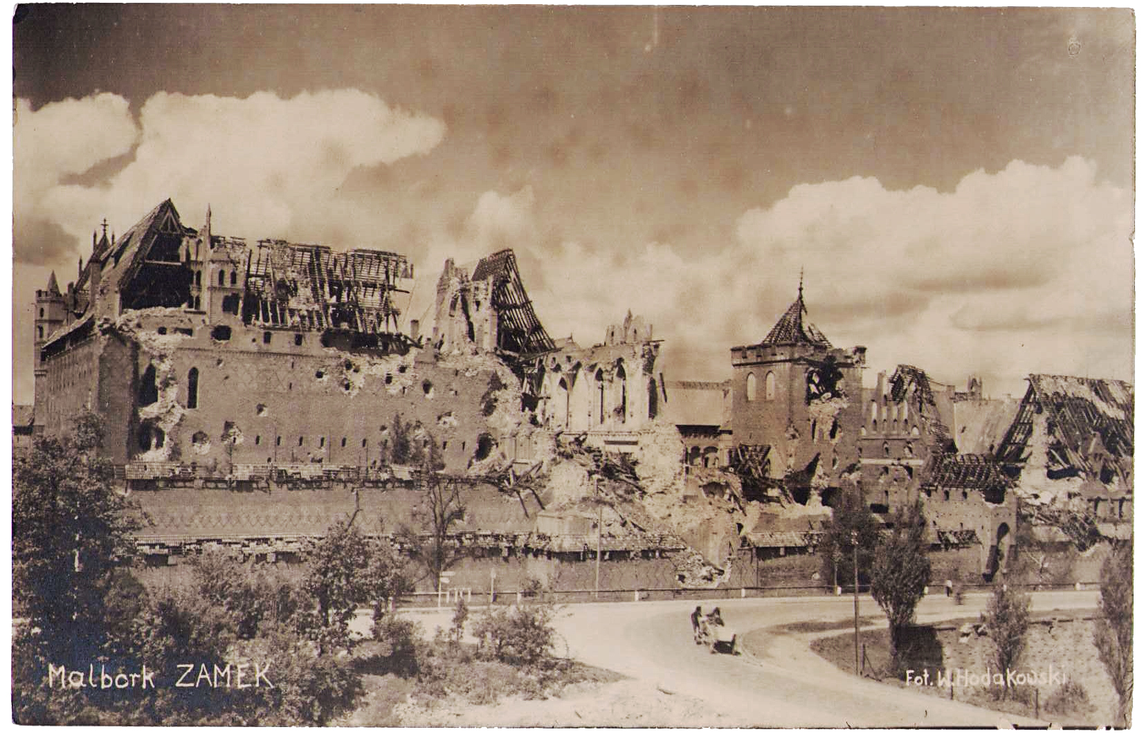 Zamek w Malborku &ndash; zniszczenia wojenne