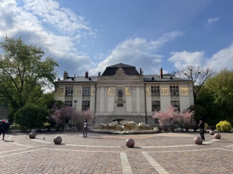 Pałac Sztuki Towarzystwa Przyjaci&oacute;ł Sztuk Pięknych. Krak&oacute;w, kwiecień 2024 r.