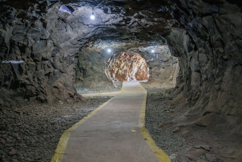 Polska kopalnia minerał&oacute;w. Wanda, Argentyna, maj 2025 r.