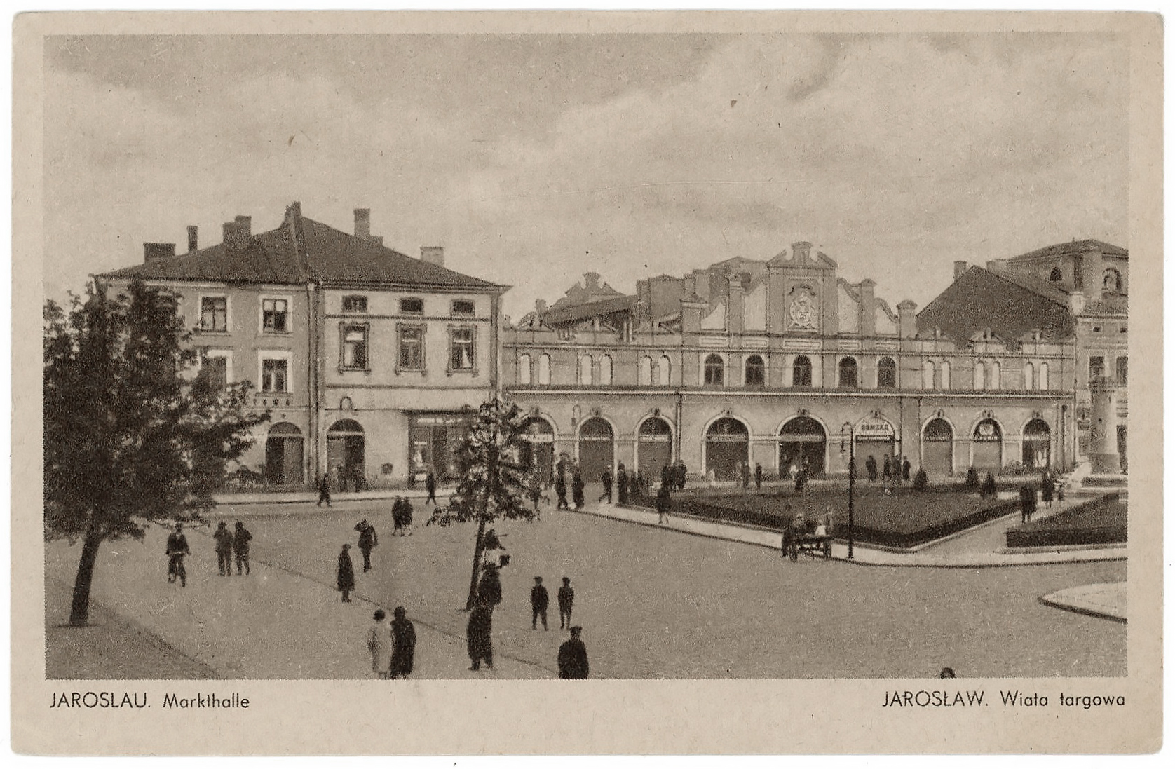 Na straganie w dzień targowy