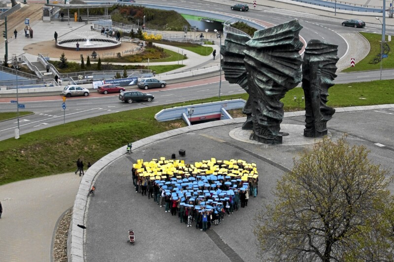 DLOKA „Serce dla Śląska” – happenning zorganizowany przez Ruch Autonomii Śląska. Katowice, 2011 r.