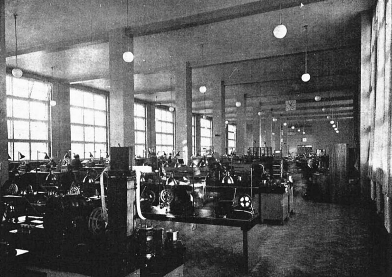 qwdwqdwdOBR Wnętrze hali aparatów telefonicznych, ok 1934 r.