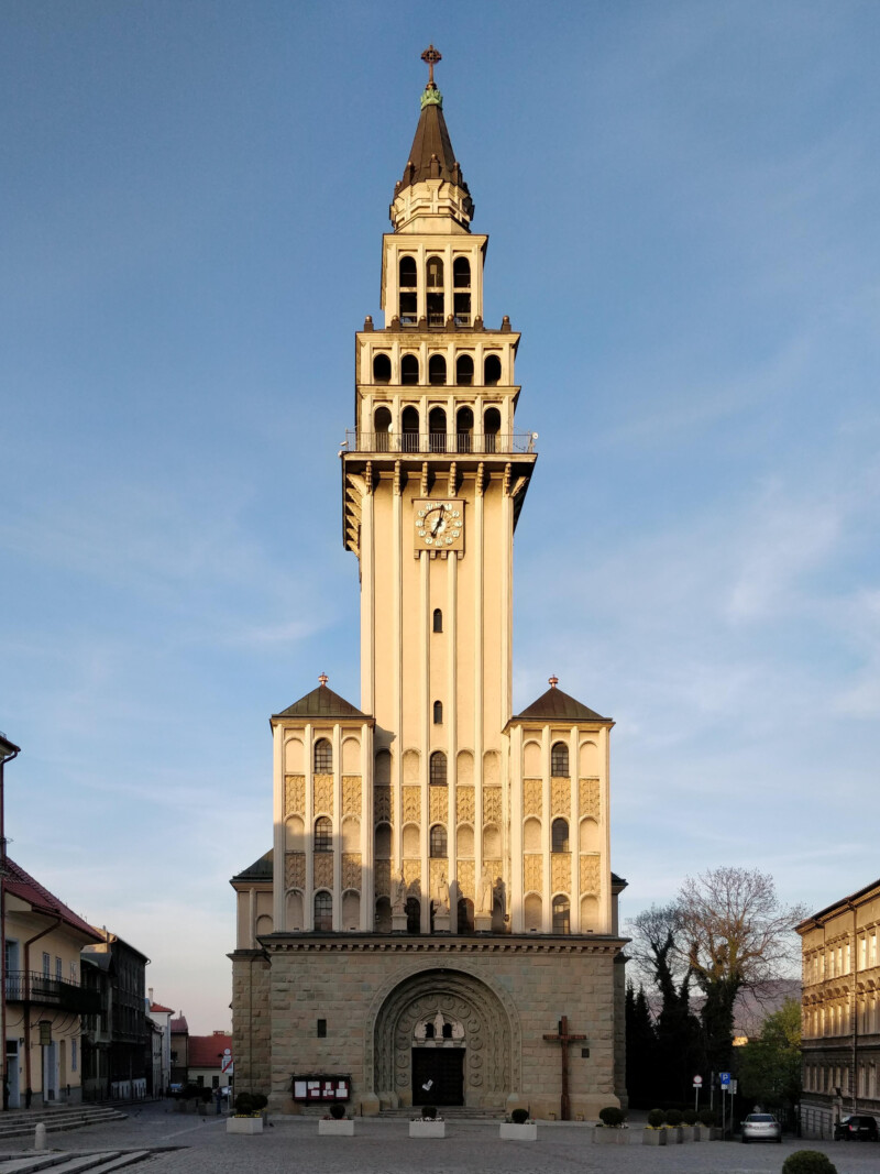 Dwa miasta, wiele historii