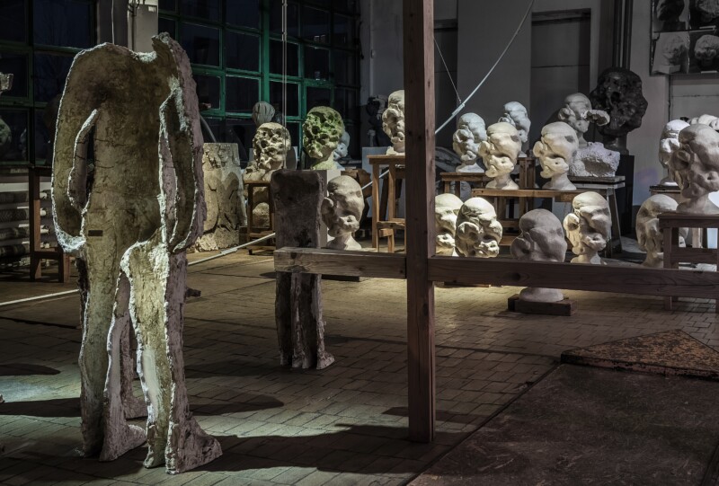 Wystawa &bdquo;Magdalena Abakanowicz / Wanda Czełkowska&rdquo; w Warszawskiej Historycznej Pracowni Artystycznej Wandy Czełkowskiej