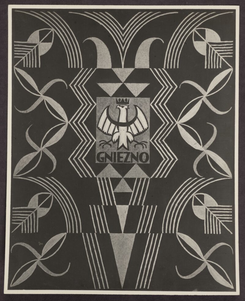 revretrbrtbrtbhtyht Wojciech Jastrzębowski, sgraffito z cyklu "Herby miast polskich", w podcieniach atrium Pawilonu Polskiego. Międzynarodowa Wystawa Sztuki Dekoracyjnej i Przemysłu Współczesnego w Paryżu, 1925 r.
