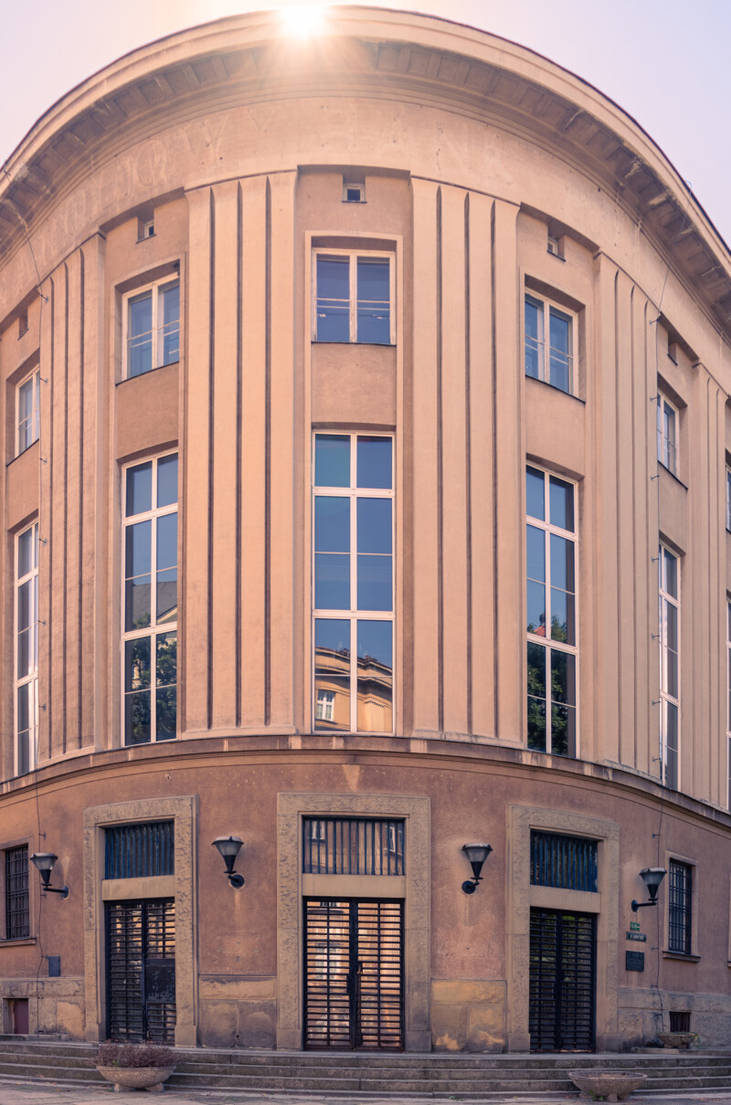 PU-Bielsko_Stolica_Kultury-Bank_Gospodarstwa_Krajowego-3_ZMNIEJSZ Bank Gospodarstwa Krajowego w Bielsku Białej