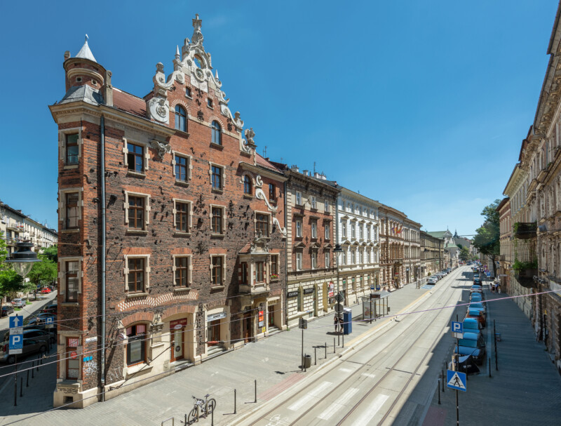 TALOWSKI_6_zmniejsz Kamienica pod Pająkiem na rogu ul. Karmelickiej i Stefana Batorego w Krakowie