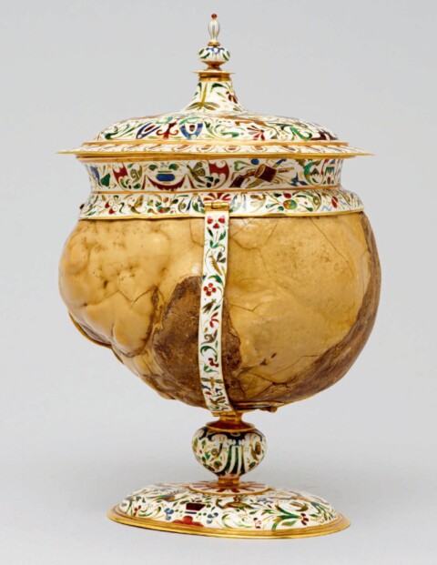 Jan Vermeyen, puchar bezoarowy z pokrywą, Praga, bezoar, złoto, emalia, wys. 14,5 cm, ok. 1600 r., KHM-Museumsverband, Wiedeń