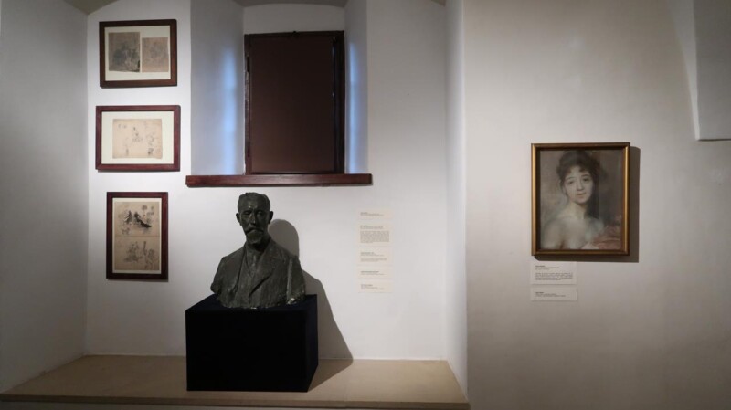 Salon Axentowicza &ndash; wystawa &bdquo;Axentowicz. Dziedzictwo artysty&rdquo; w Kasztelu w Szymbarku, Oddziale Muzeum &ndash; Dwory Karwacjan&oacute;w i Gładysz&oacute;w w Gorlicach